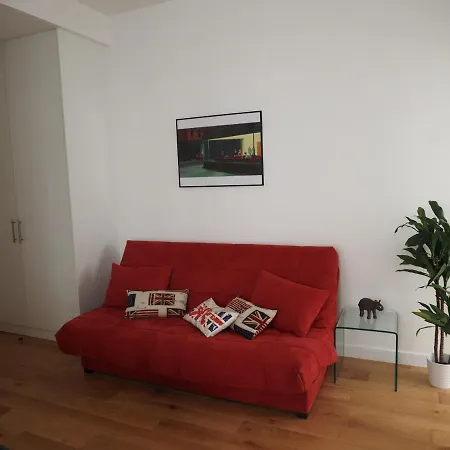 Apartment Place Golbery *